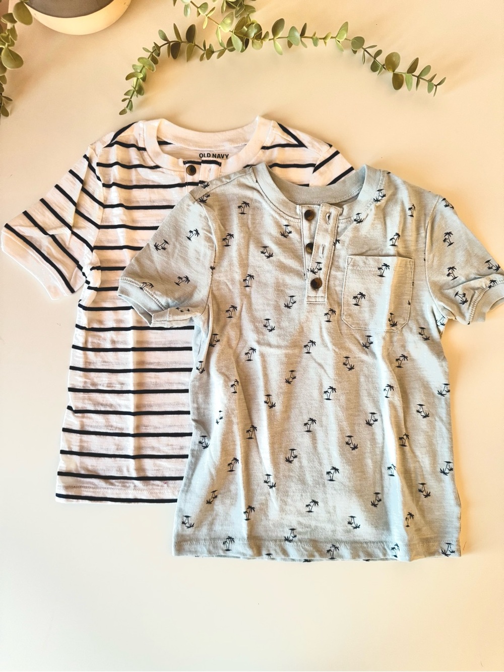 Old Navy Boys T-Shirt Bundle Size 5T | Striped & Palm Tree Print Short Sleeve